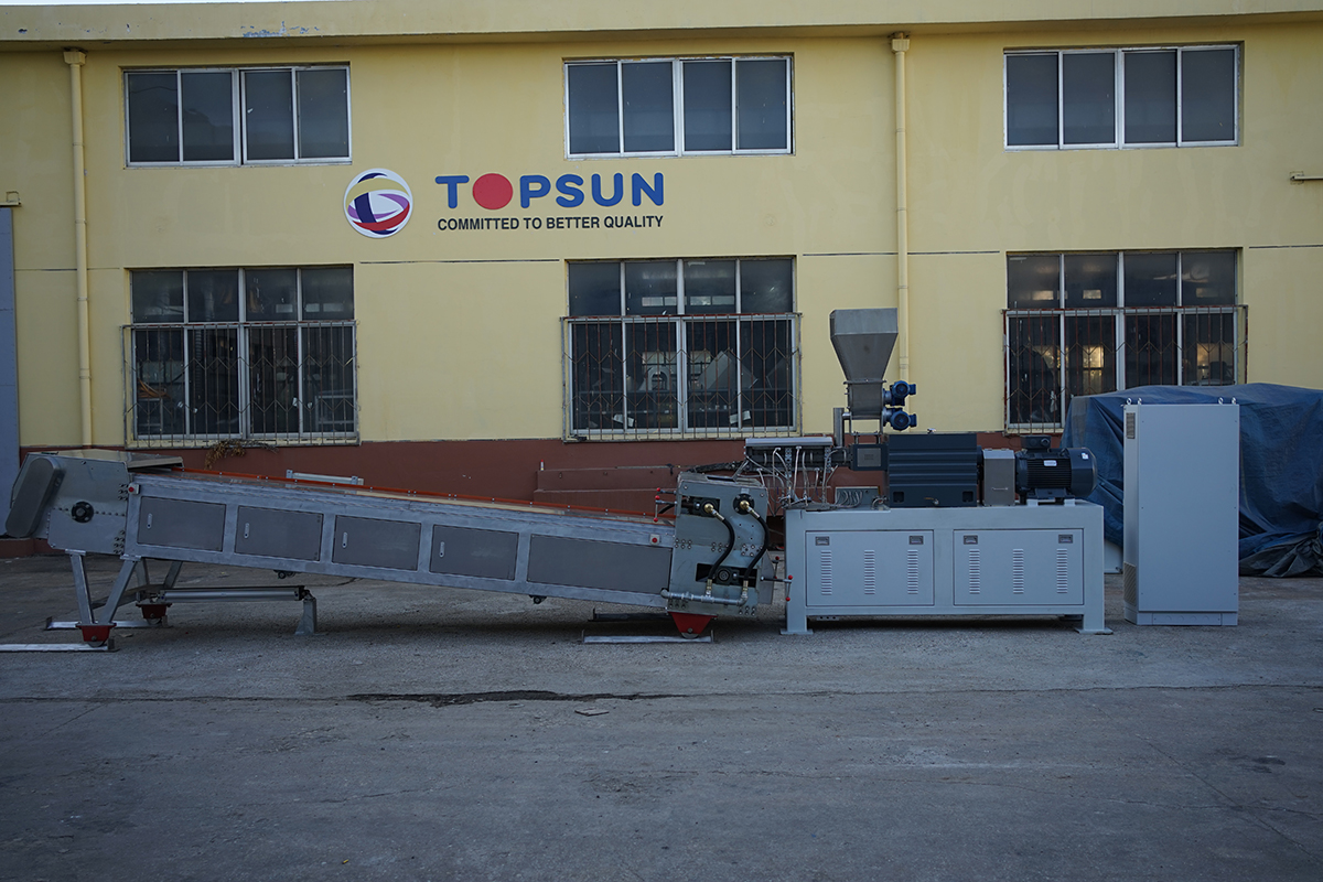Top Feeder High Capacity Food Processing Twin Screw Extruder