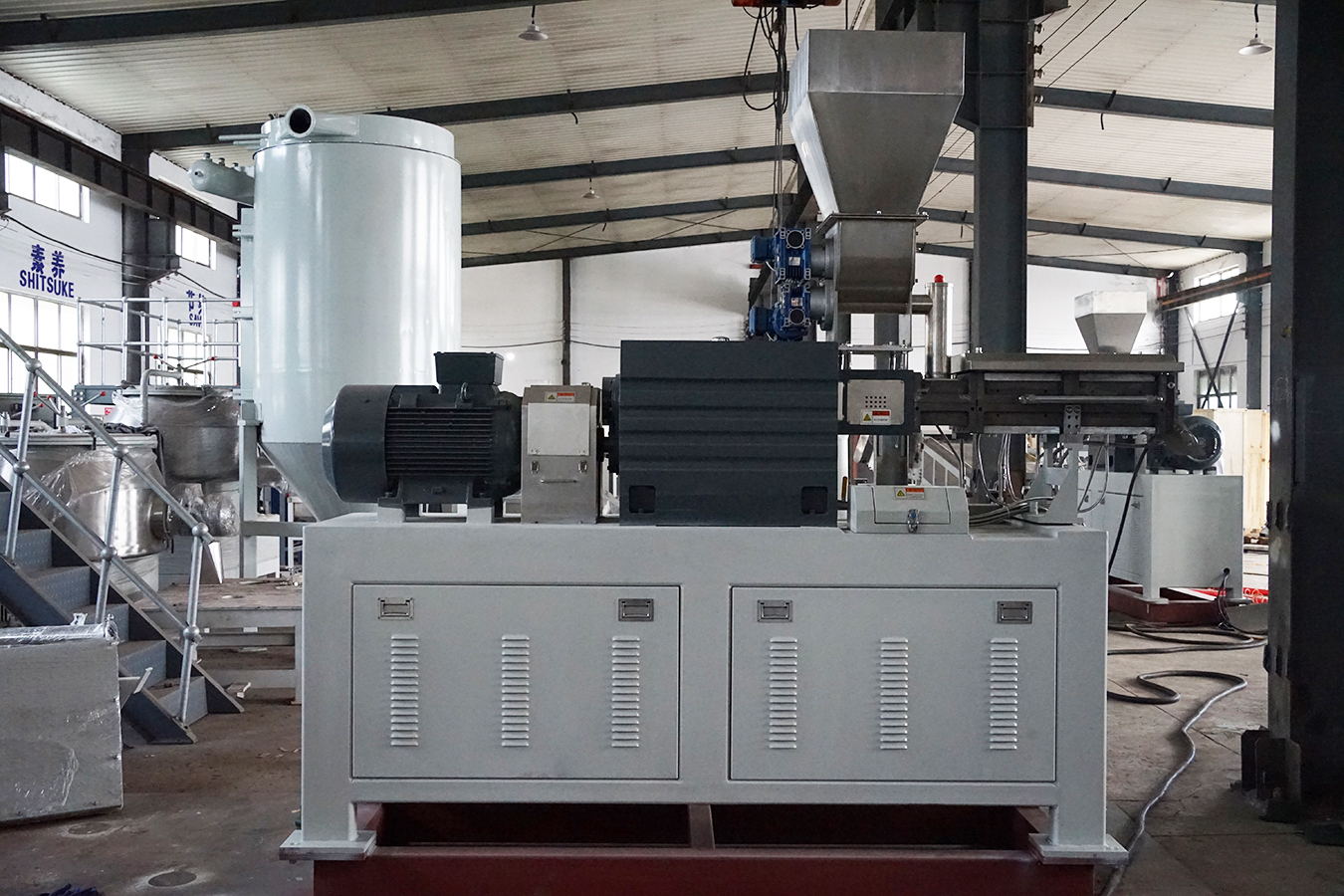 What's the working principle of Twin Screw Extruder? DONGSUN POWDER