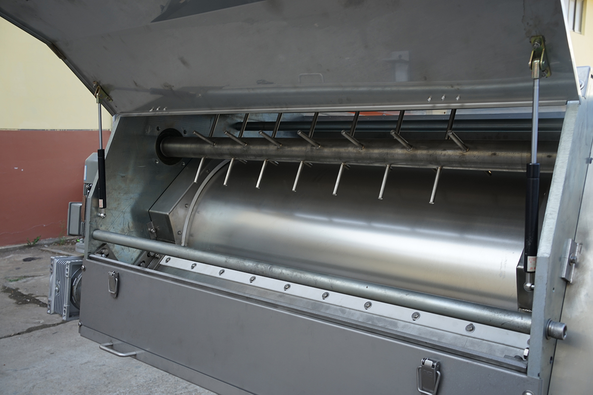 Steel High Speed High Speed Water Type Cooling Belt with stainless steel system SBS type from Italy 
