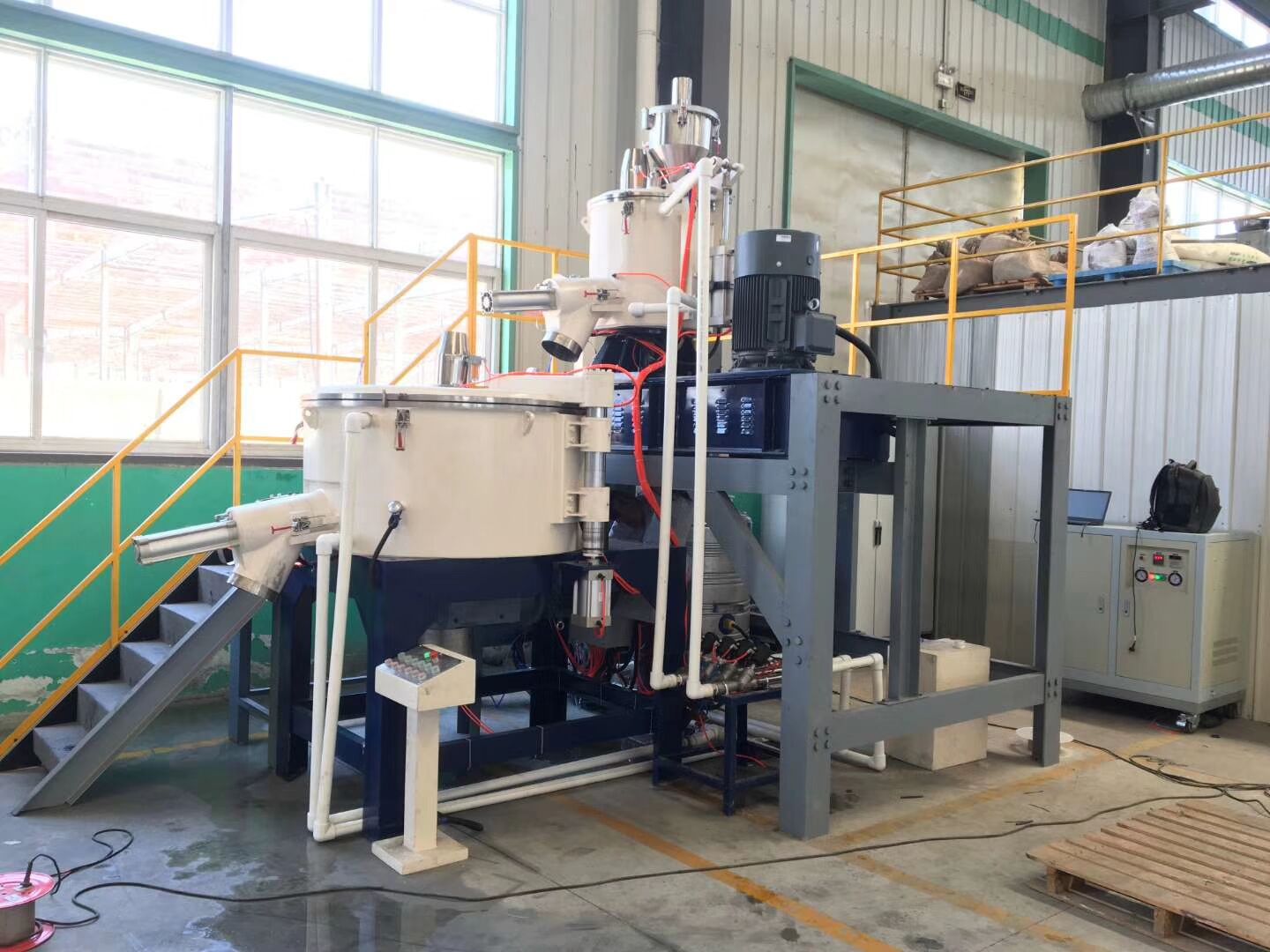 Pneumatic 2 Dimensional High Speed Bonding Mixer